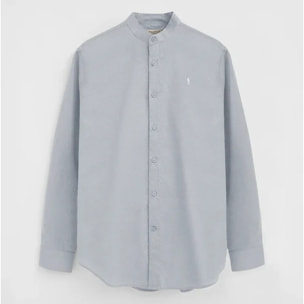 Camisa cotolino azul claro con cuello mao, corte regular y bordado Rigby Go