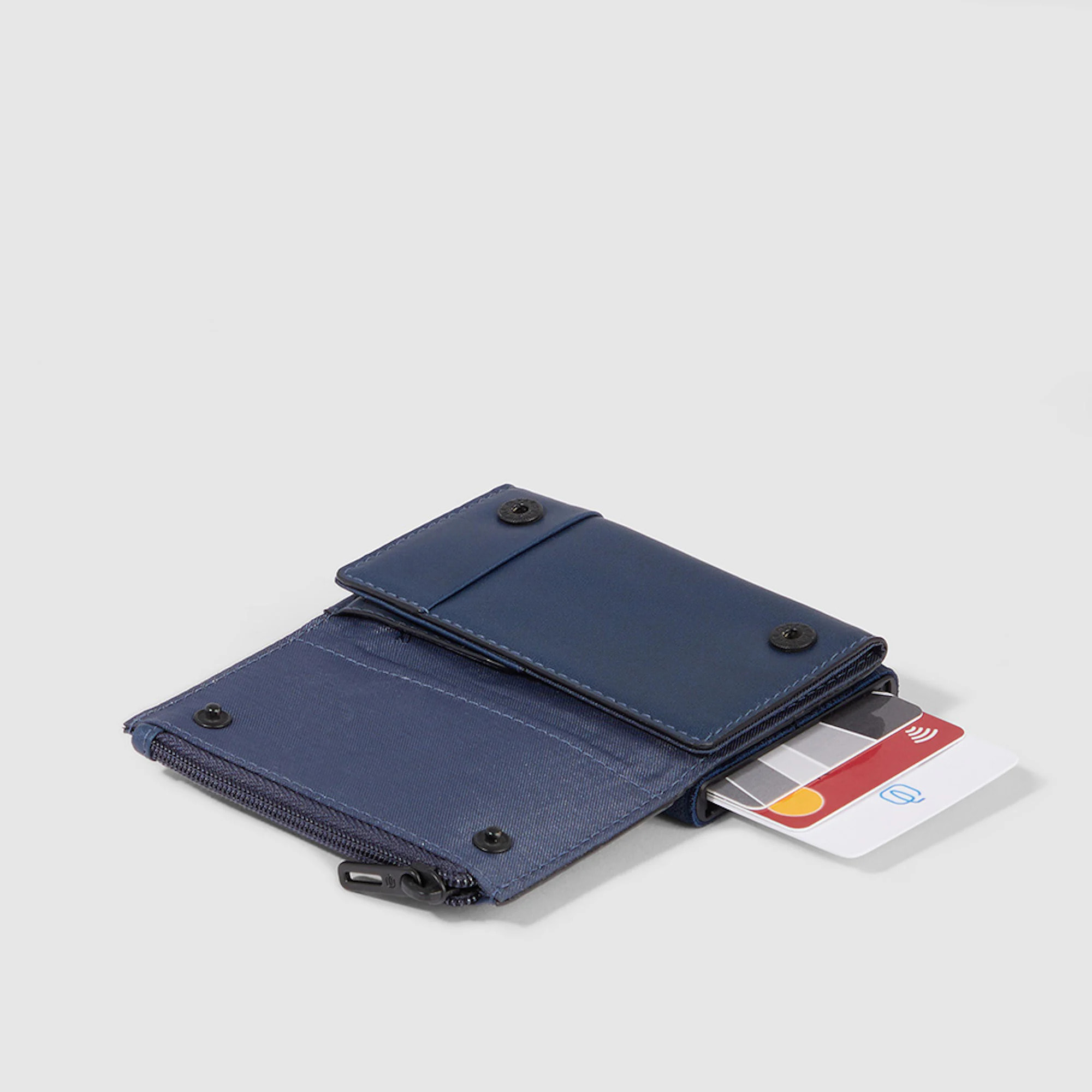 Piquadro Compact wallet with sliding system and coin pocket