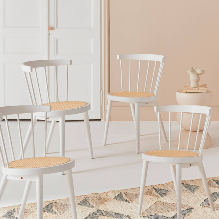 Lot de 4 chaises blanches en bois et cannage. Nora. L 53 x P 53.5 x H 76cm