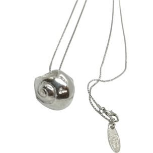 Collar largo caracola artesanal 3D plata 10µ
