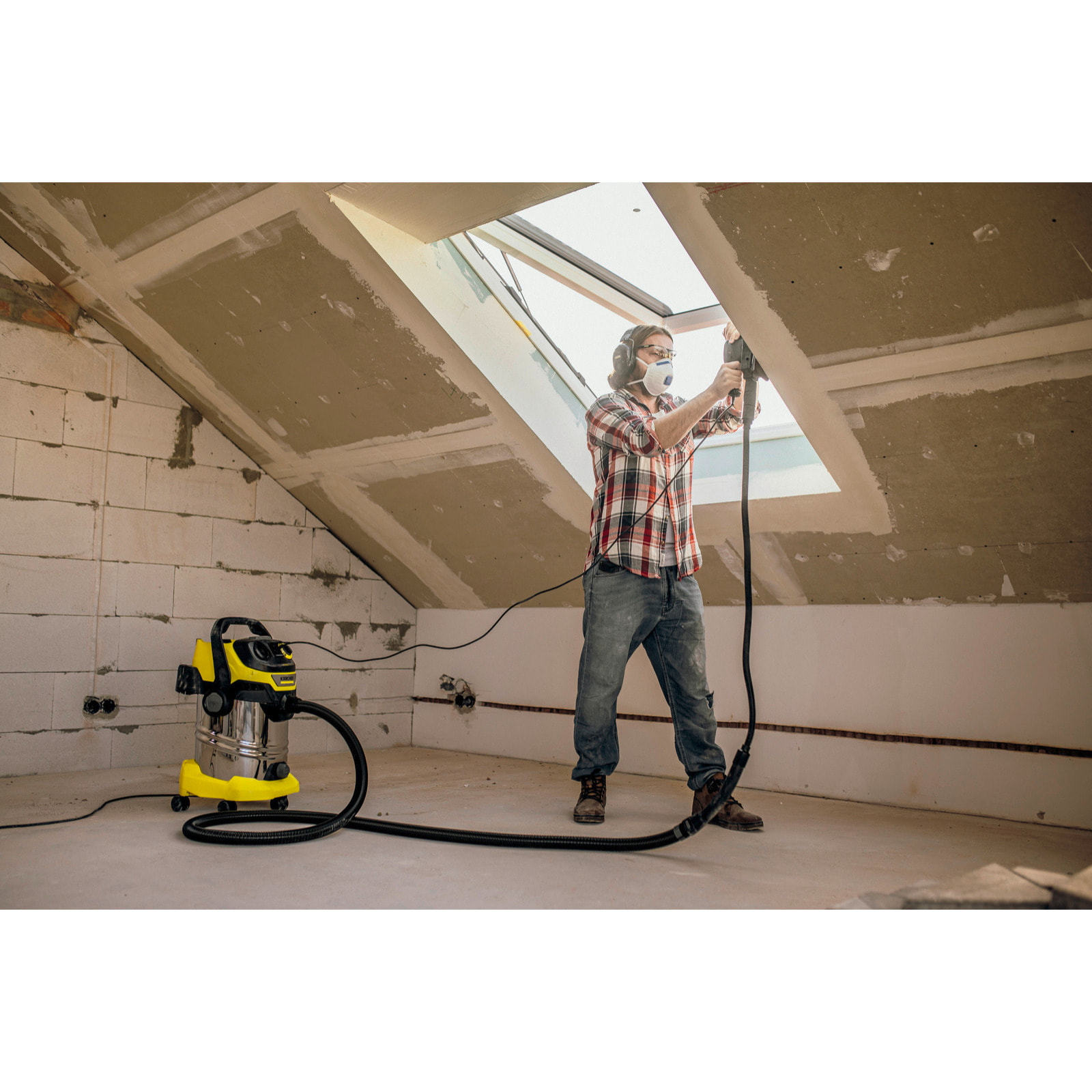 Aspirateur eau et poussière Karcher WD 6 P S V-30/8/35/T - Puissance 1300W- Capacité 30L- Cuve inox- Flexible 8m