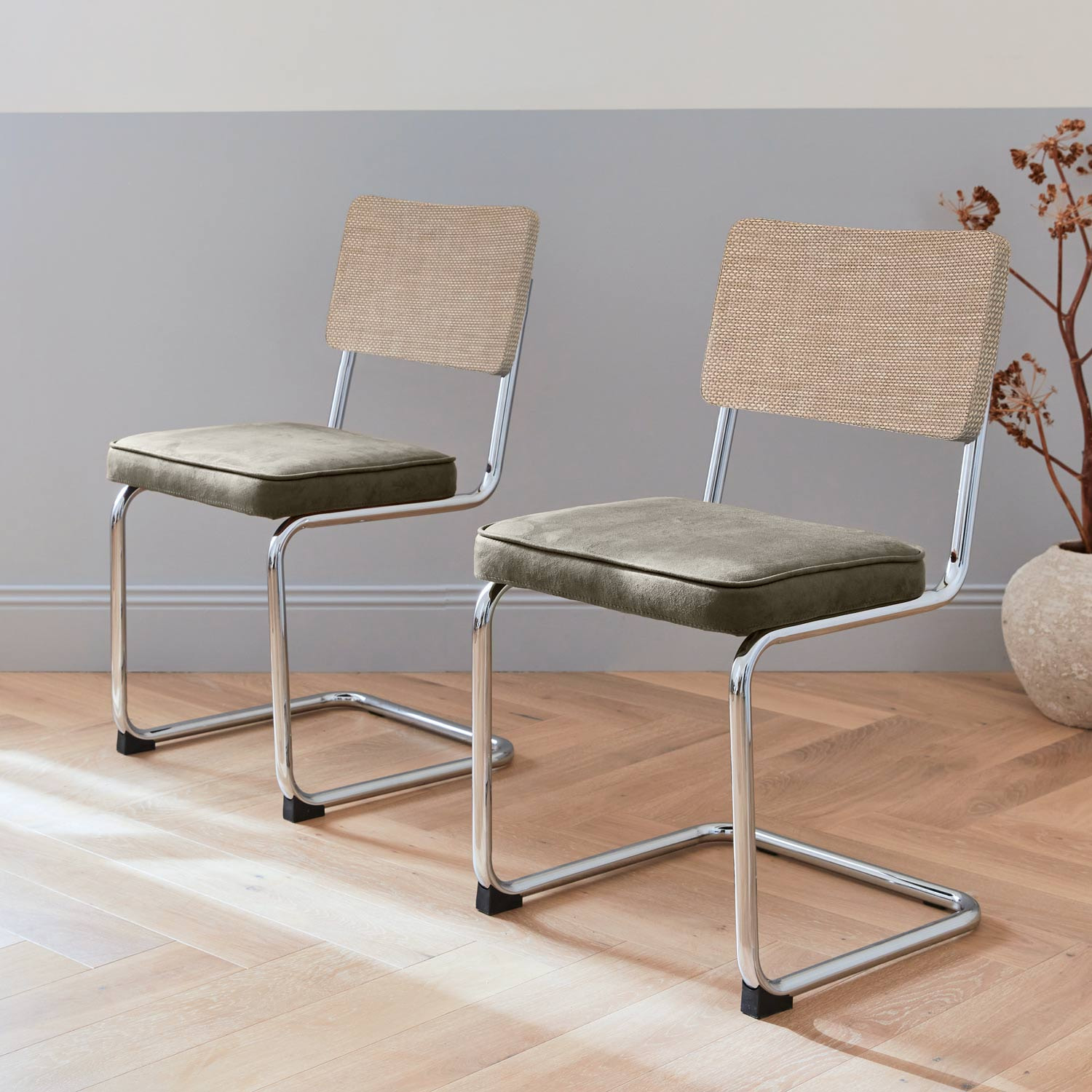 Chaise cantilever acier effet rotin et tissu (lot de 2) MAJA