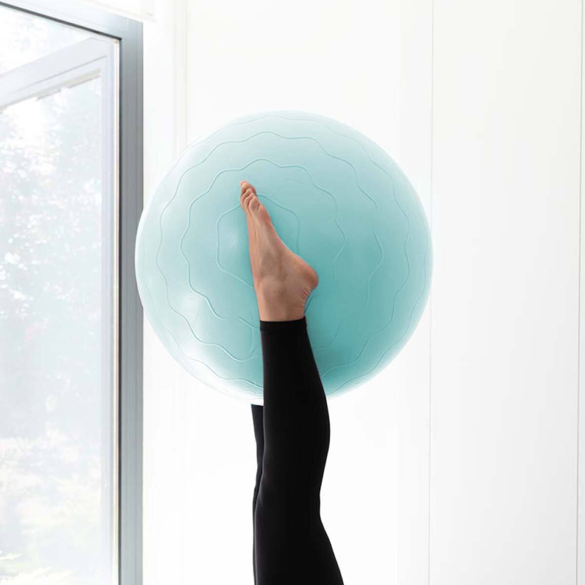 Kit de Yoga y Pilates AZUL 6 accesorios con esterilla, pelota, rueda, masajeadores y correa