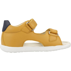 Sandalias Niño de la marca GEOX  modelo B SANDAL MACCHIA BOY Yellow