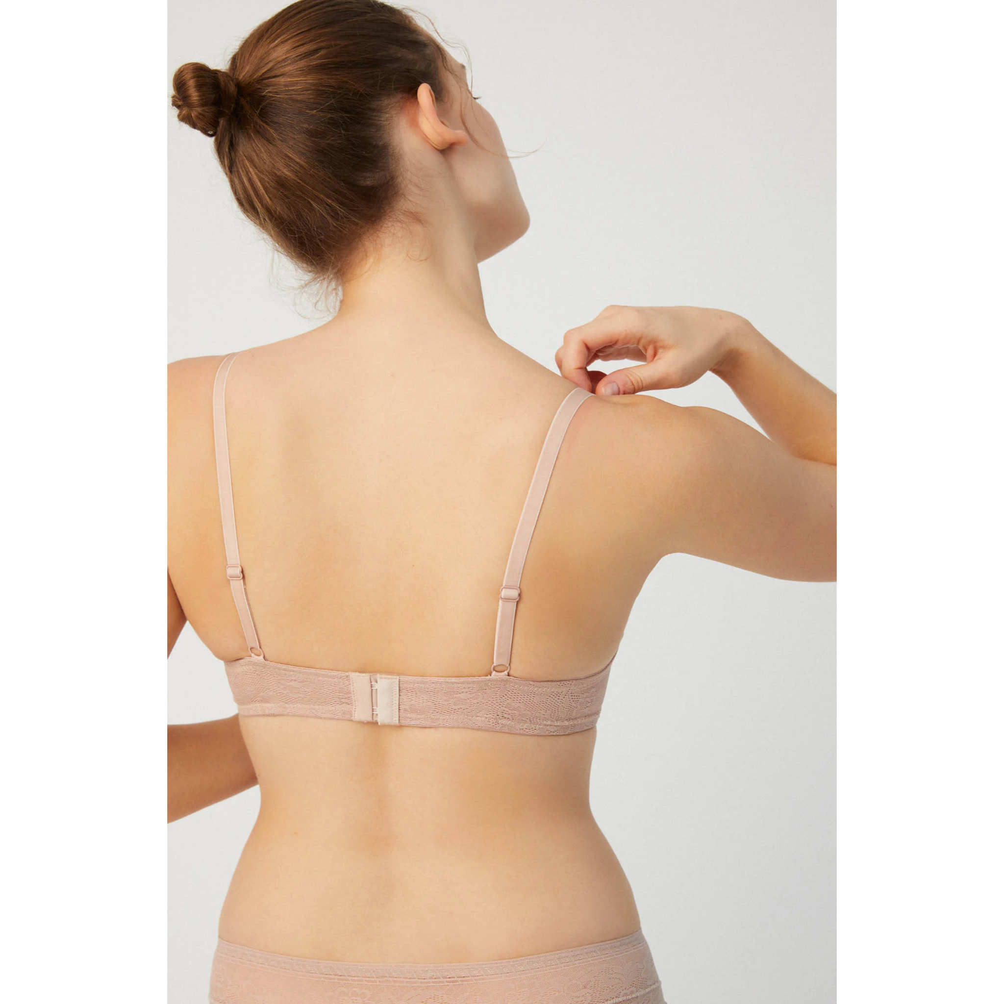 Reggiseno push-up imbottito con ferretto beige, coppe B e C