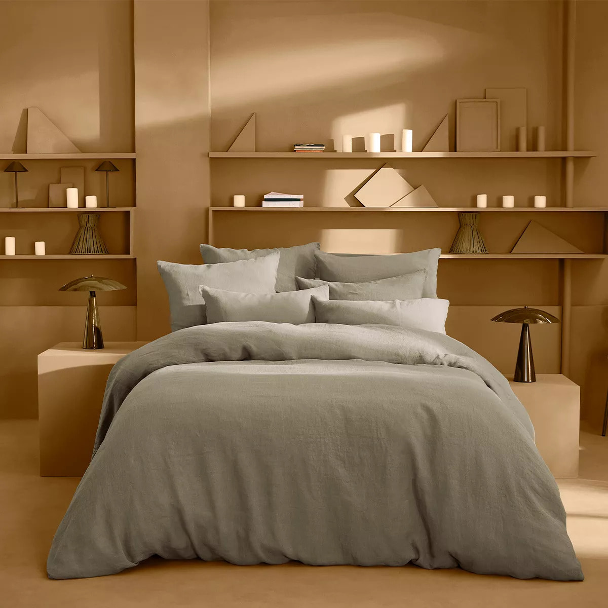 Taie d'oreiller pur lin lavé 165 g/m² uni beige marron Le lin lave taupe