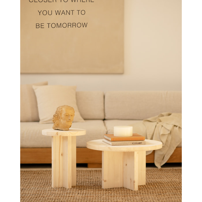 Tabouret en bois massif ton naturel 45x35cm Hauteur: 45 Longueur: 35 Largeur: 35