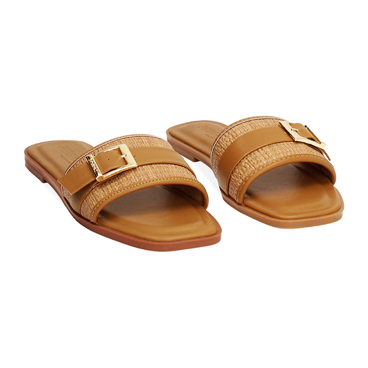 Sandali bassi cognac con stile estivo