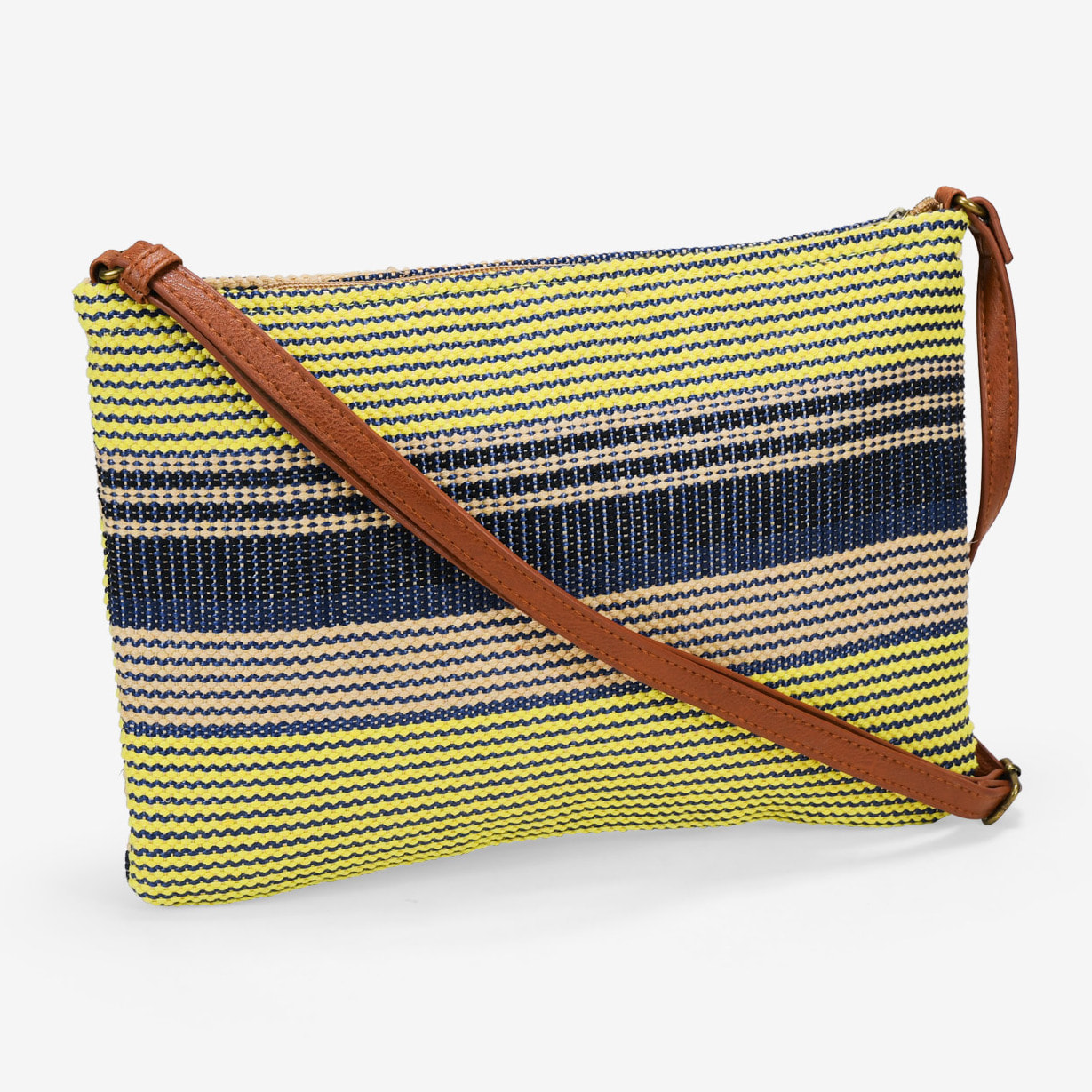 Bolso bandolera azul en rafia con cremallera