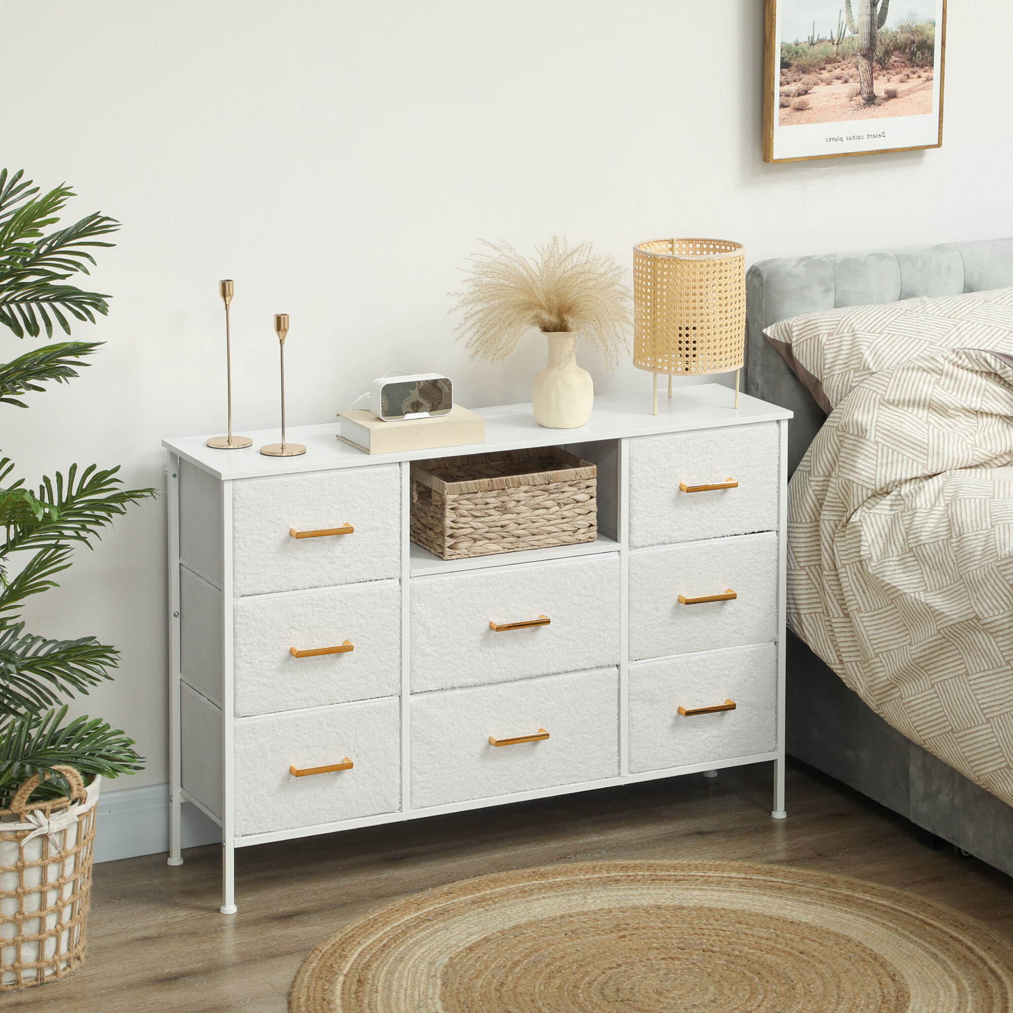 Commode design effet bouclette 8 tiroirs non tissés niche poignées métal doré acier blanc