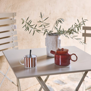 Table de jardin bistrot pliante métal + 2 assises beige 70 x 70cm. acier thermolaqué