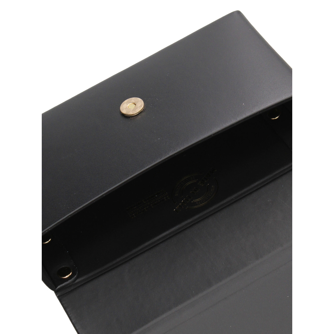 Gave Lux Borsa a tracolla