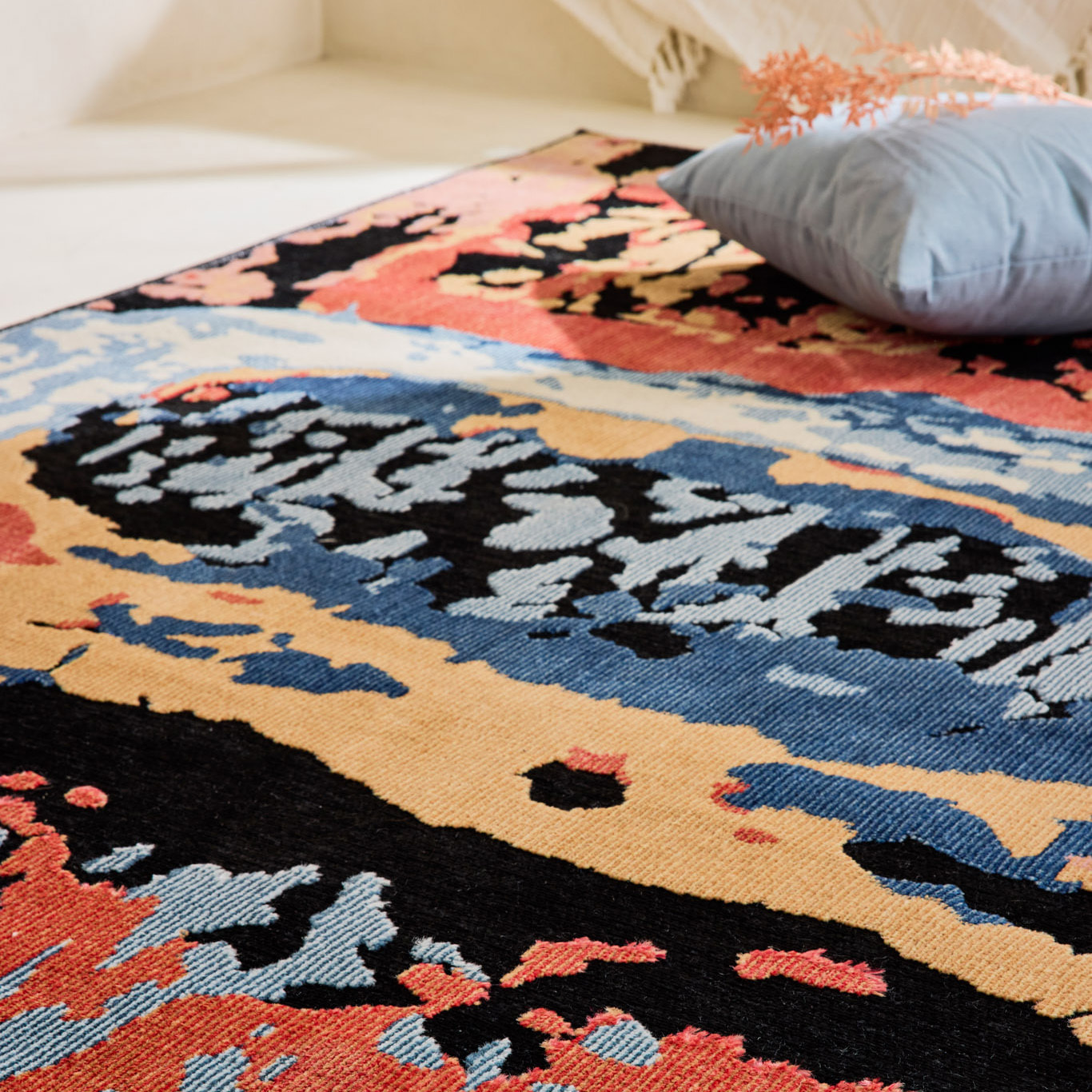 GARDEN - Tapis d'intérieur / extérieur à motif abstrait noir, bleu, beige, rouge