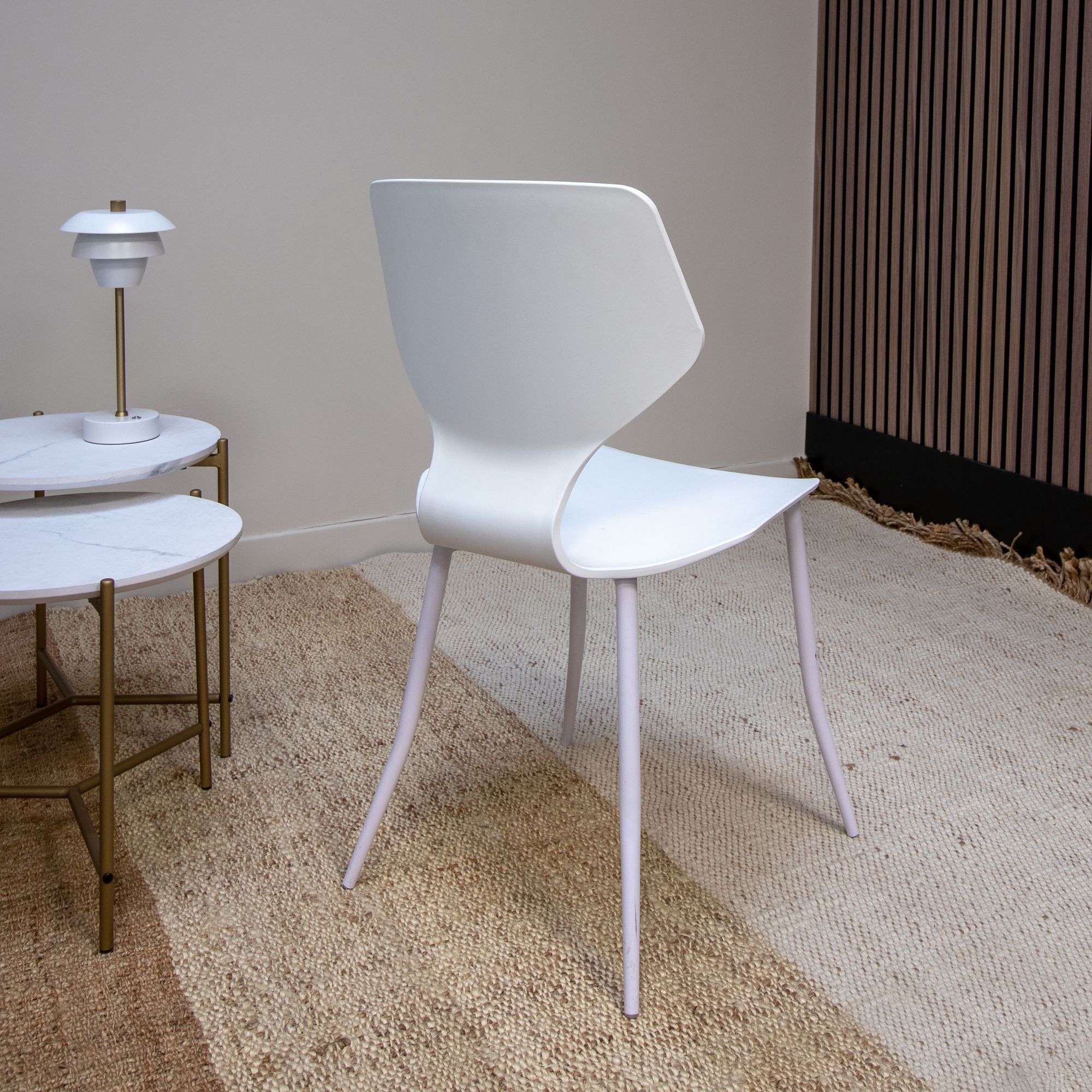 Lot de 4 chaises en polypropylène blanc mat