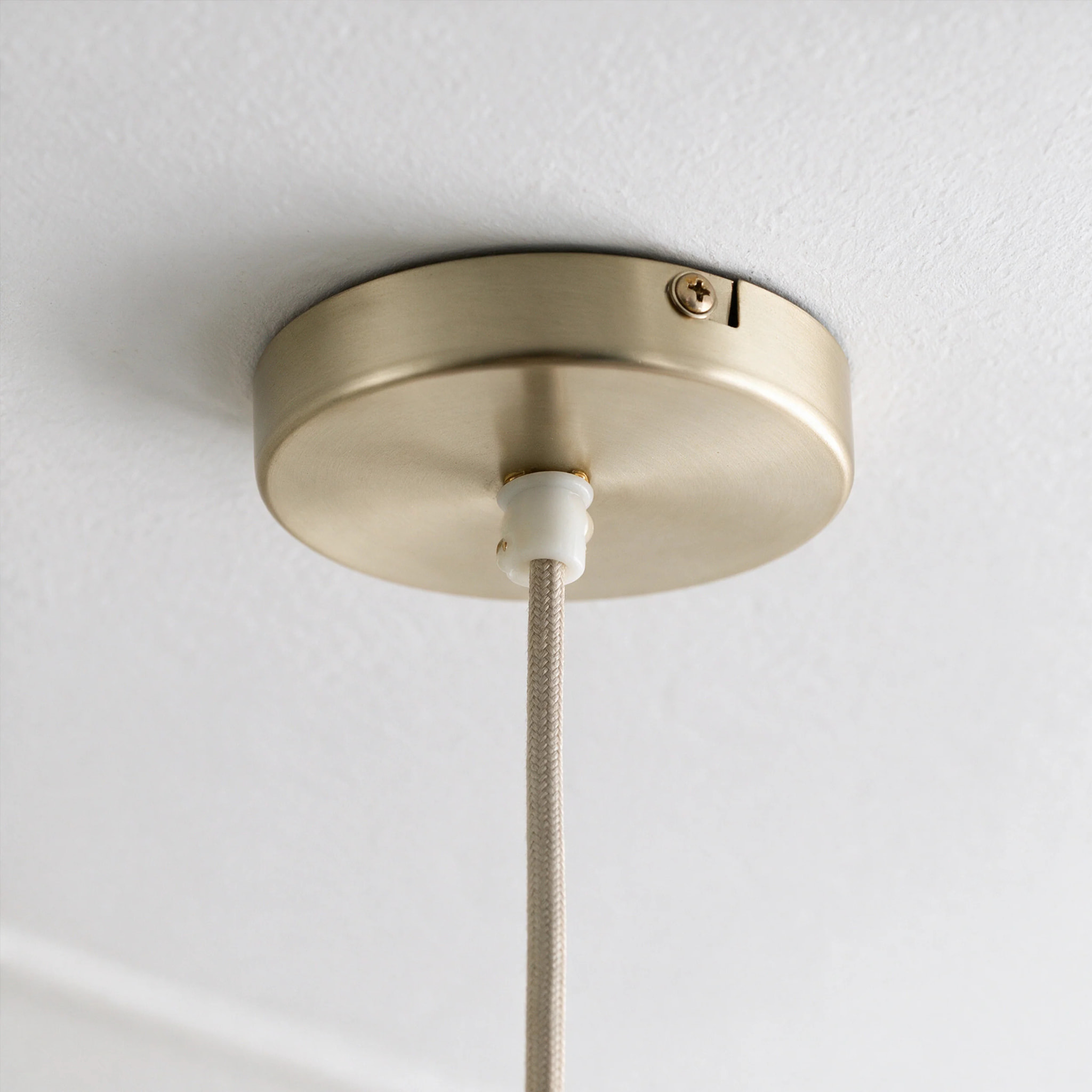 Suspension pétale en tissu beige et métal doré 75 cm - Flora