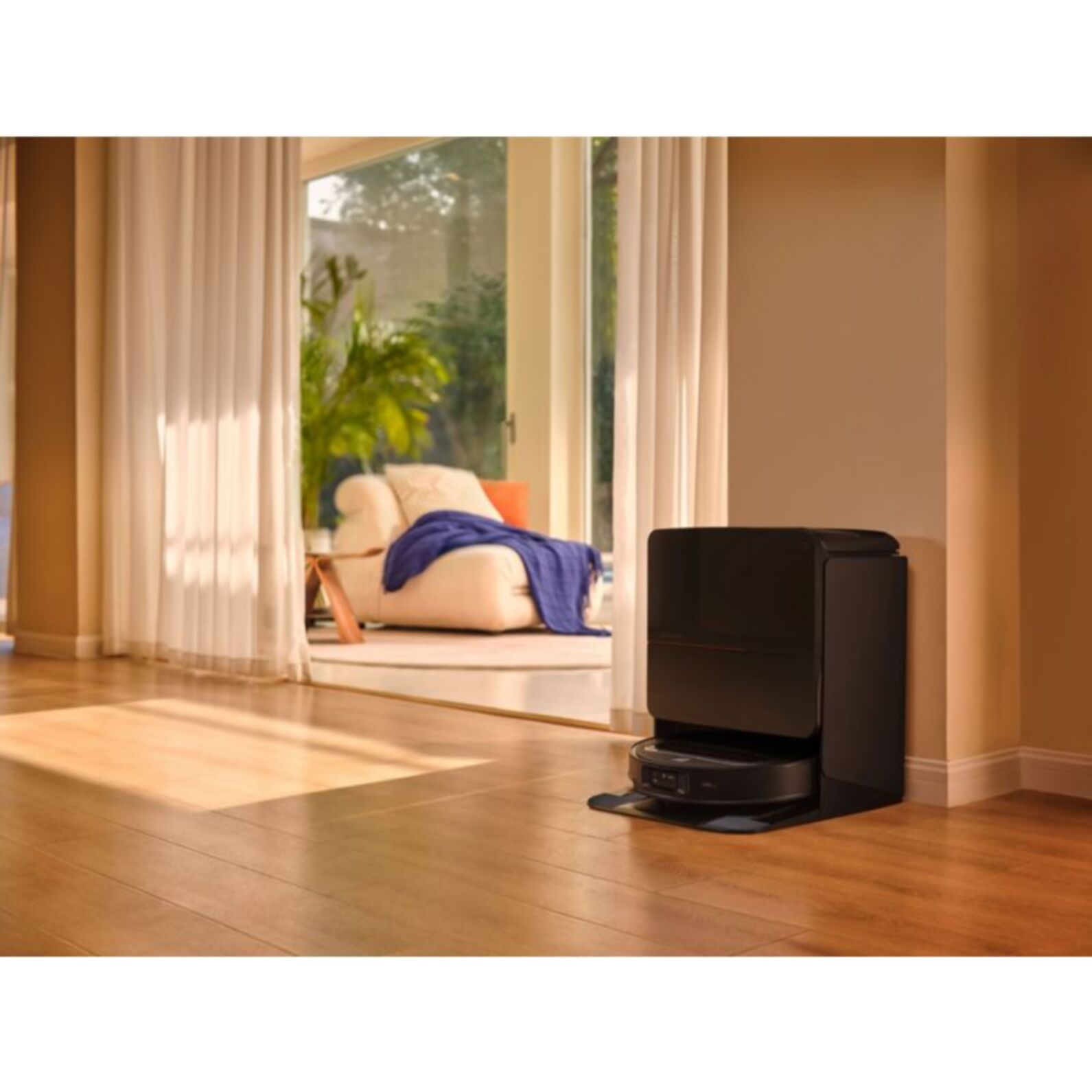 Robot Aspirateur Laveur ROBOROCK Saros Z70 noir