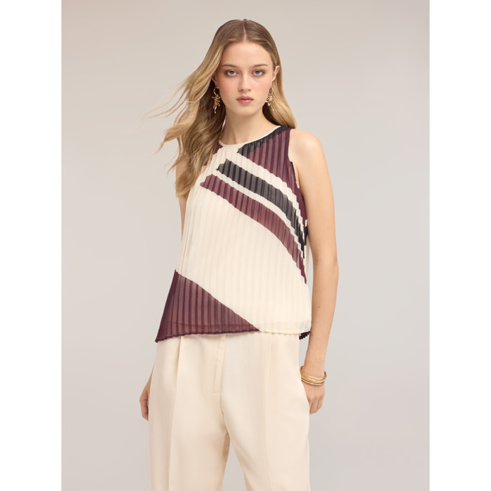Motivi - Top plisado en georgette con estampado - Burgundy