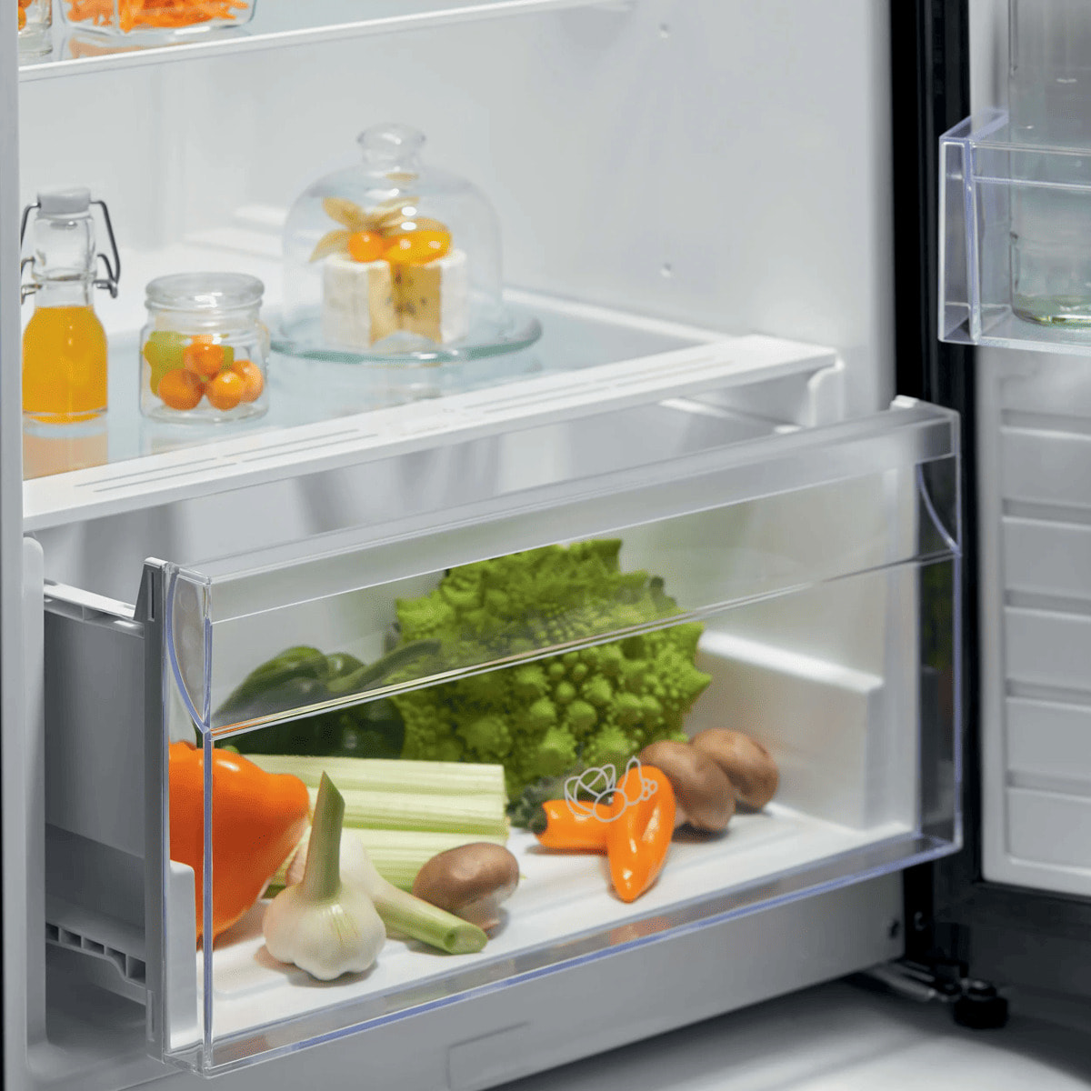 Electrolux Frigorífico 1 puerta de libre instalación Serie 600 de 186 cm LRS3DE39U | Reacondicionado