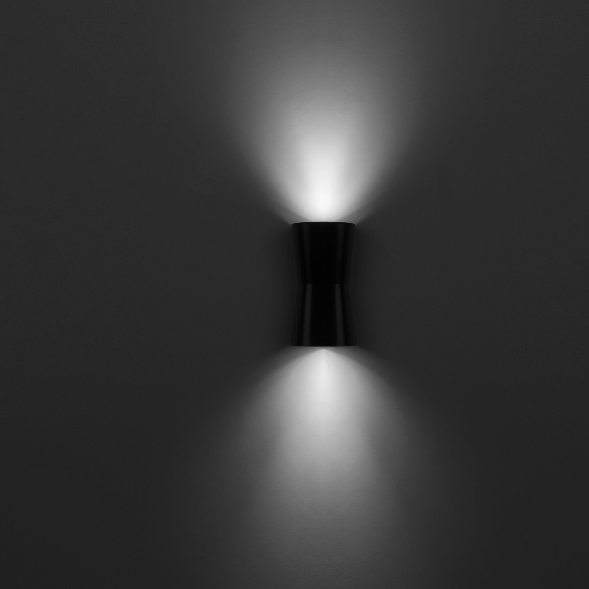 Forlight Aplique ASIMETRIC Negro Matizado - Iluminación Decorativa Moderna, Personalizable con Bombilla Elegida, Material Resistente ABS y Policarbonato, Diseño Funcional para el Hogar