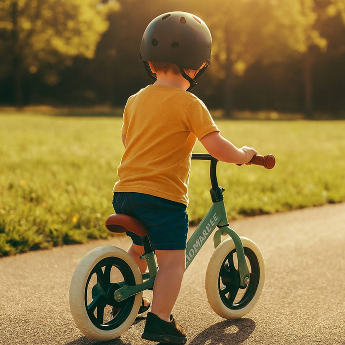 Bicicleta infantil 12'' en verde mate con sillin ajustable, ruedas eva en color blanco, soporta max 40kg