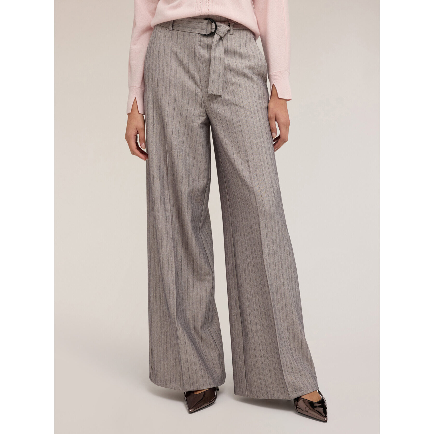 Motivi - Pantalones palazzo de rayas con cinturón - Gris