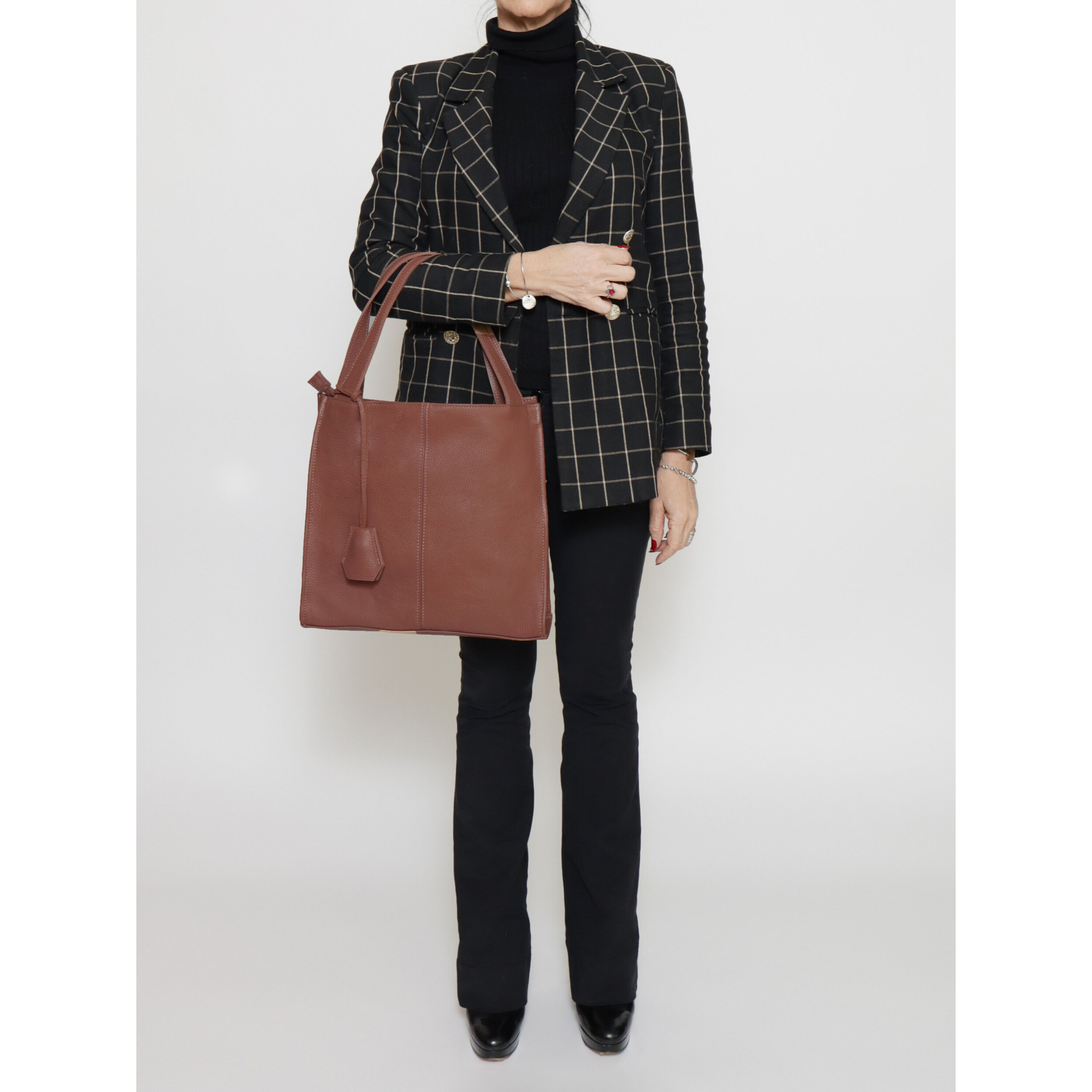 Borsa a spalla  da donna In Vera pelle Made in Italy 34x32x11 cm