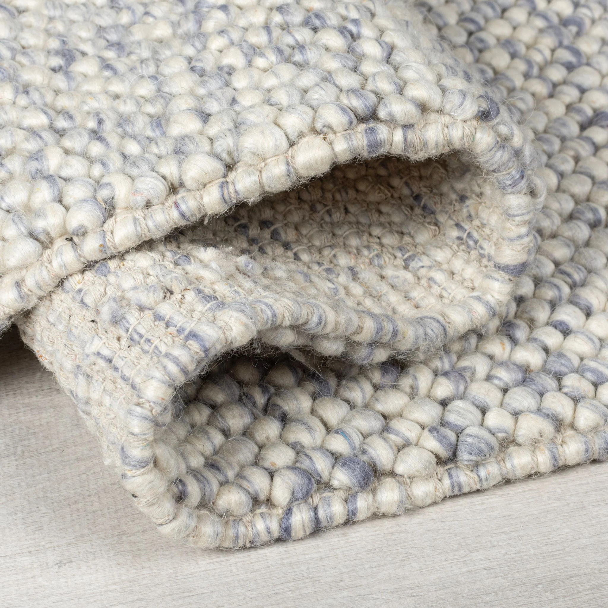 Tapis laine bouclée de couloir MINERALS Bleu