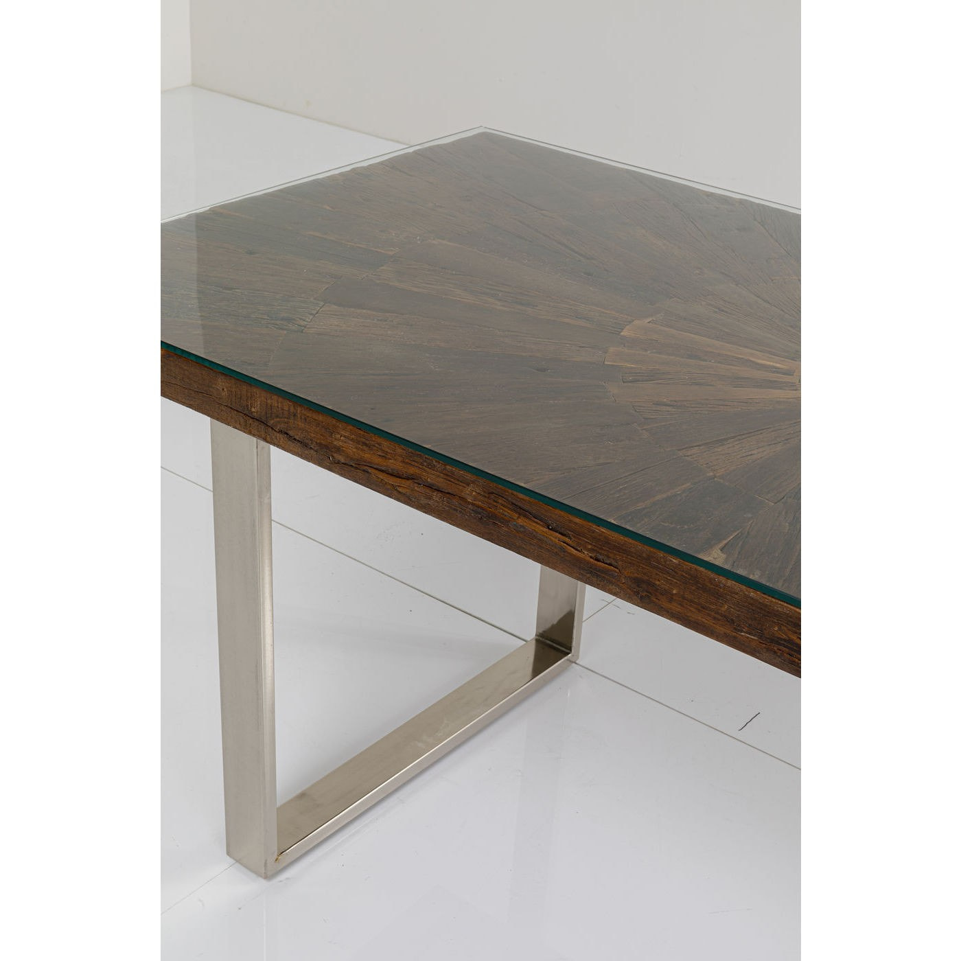 Table Conley 180x90cm pieds chromés Kare Design