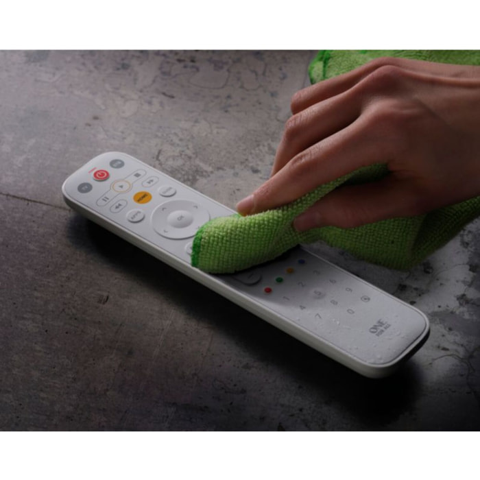 Télécommande ONE FOR ALL Universelle EazyClean 2en1 - White