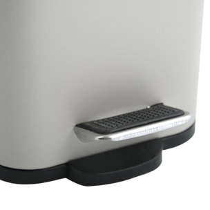 Cubo de basura con pedal ERIK de 5L en color Topo - 14x28x29cm