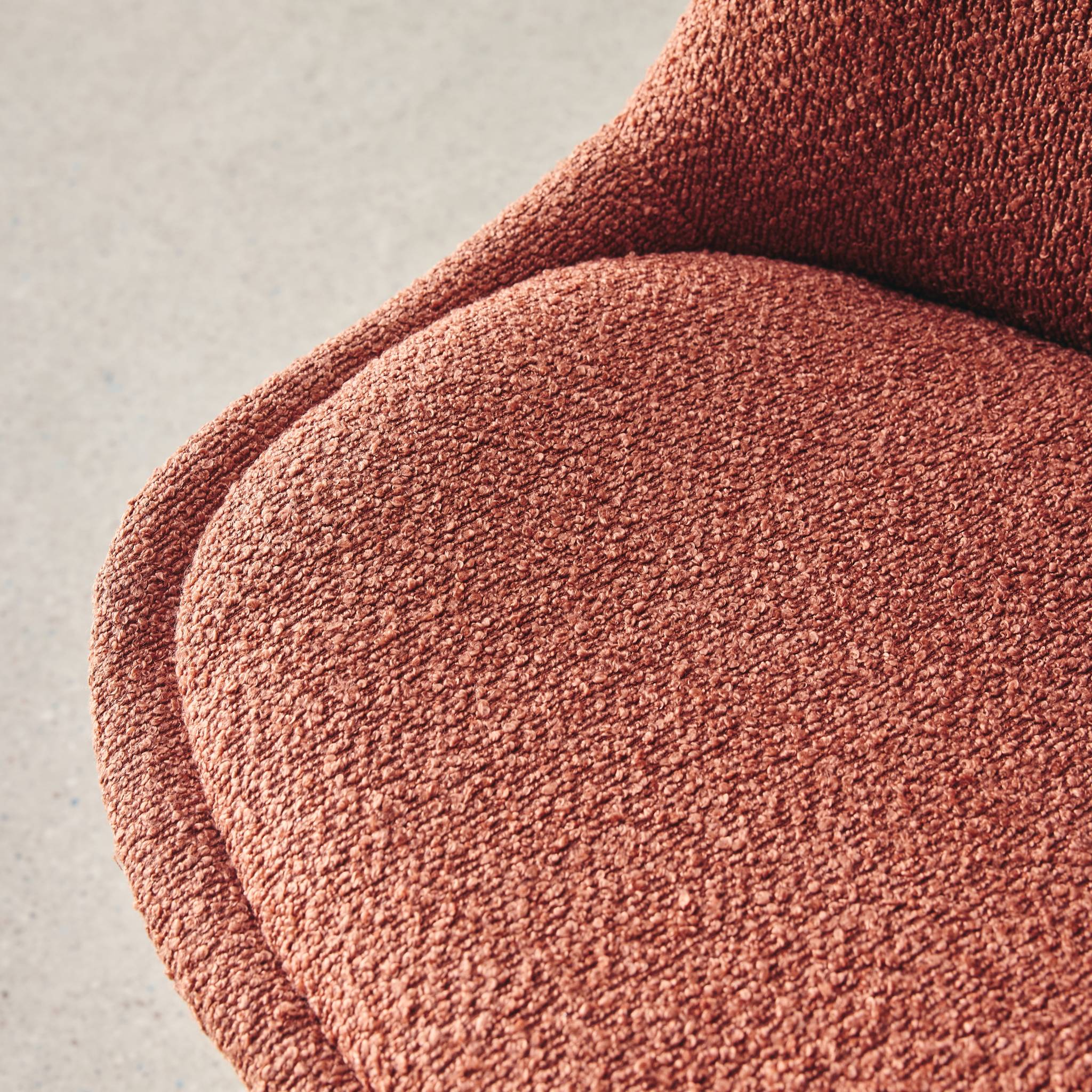 Lot de 4 chaises scandinaves revêtement bouclette texturée terracotta. pieds bois de hêtre - Nils