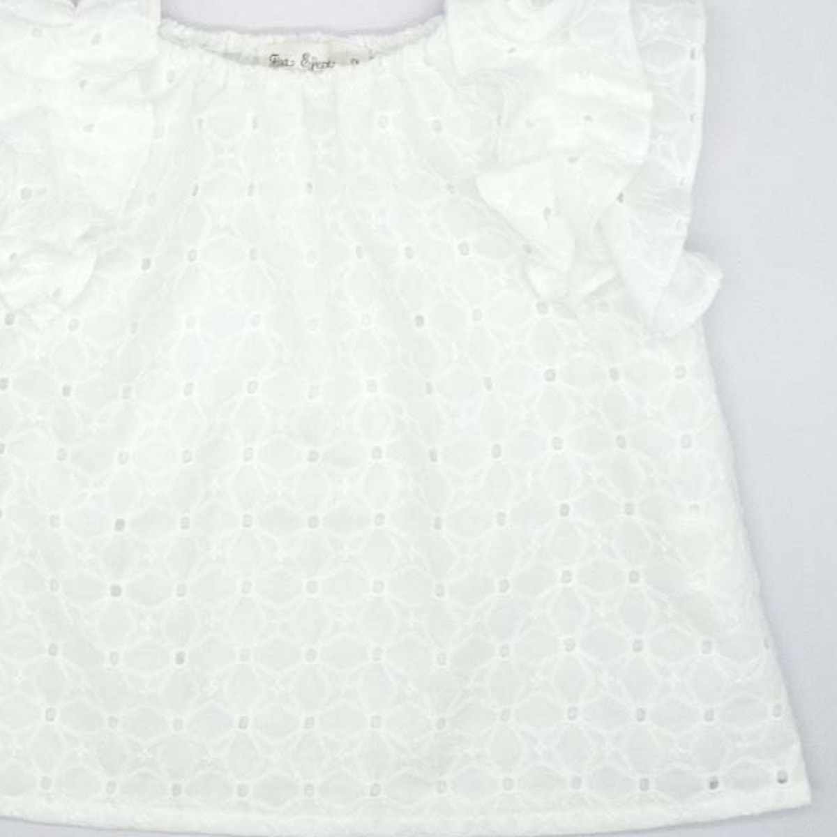 BLUSA CON VOLANTES BLANCO