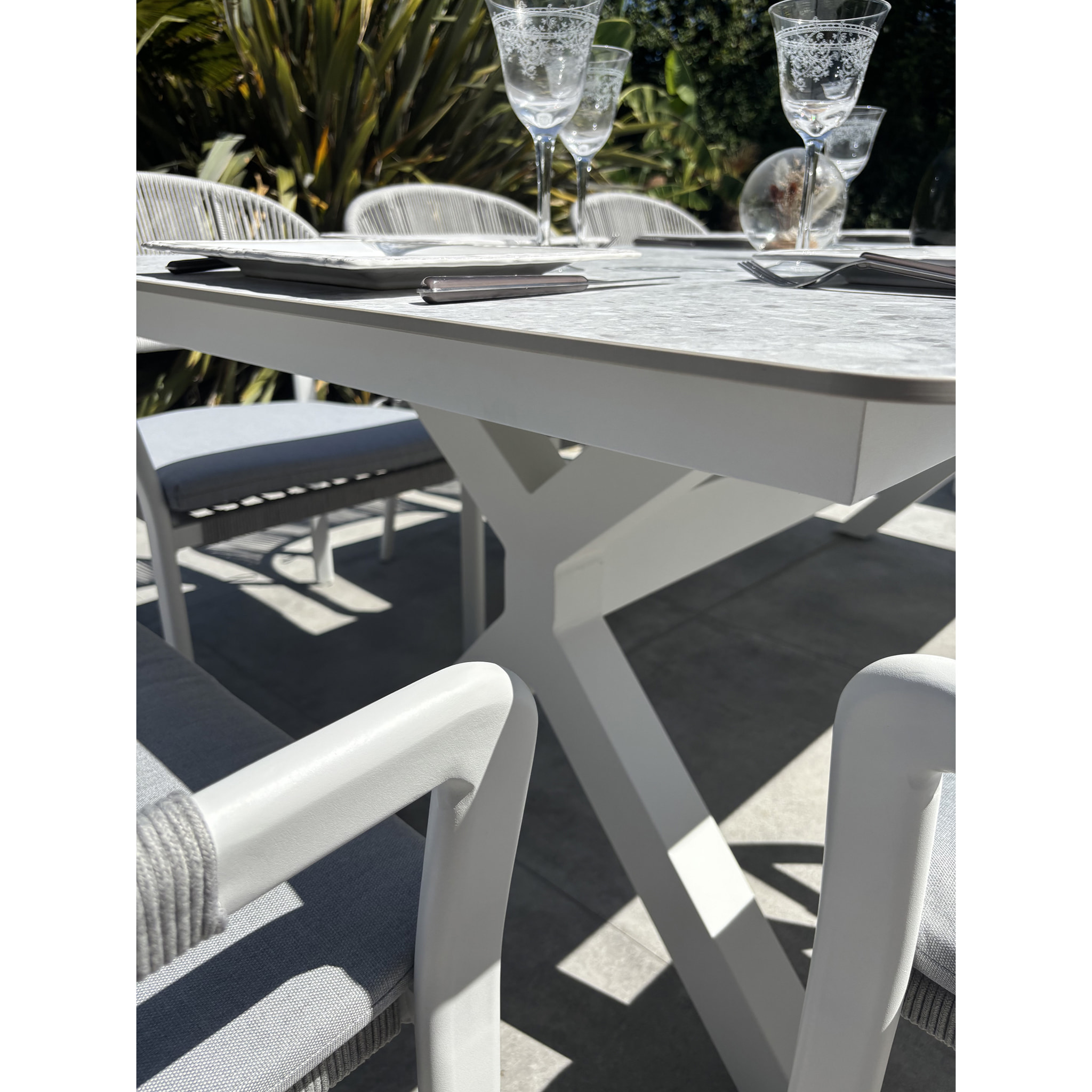 ABELLA - Ensemble repas de jardin en aluminium