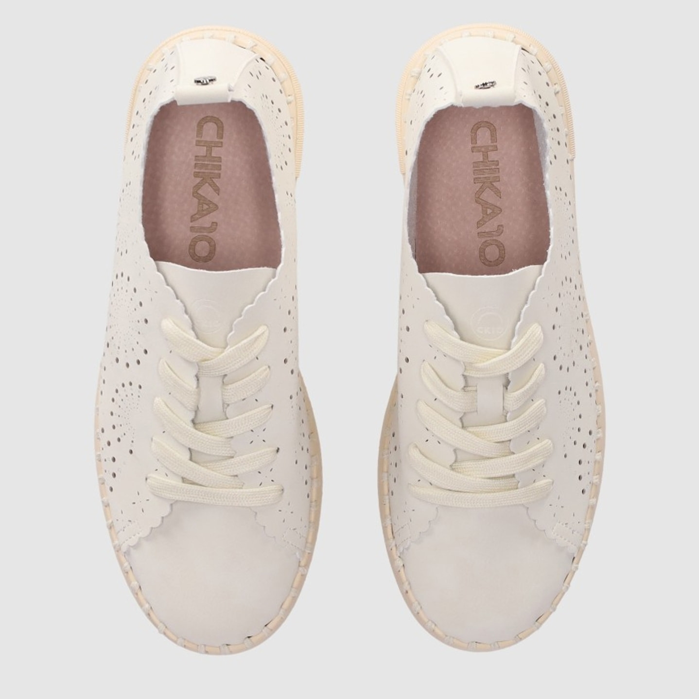 Zapatos de Tejido - Beig - Tacón: Bajo