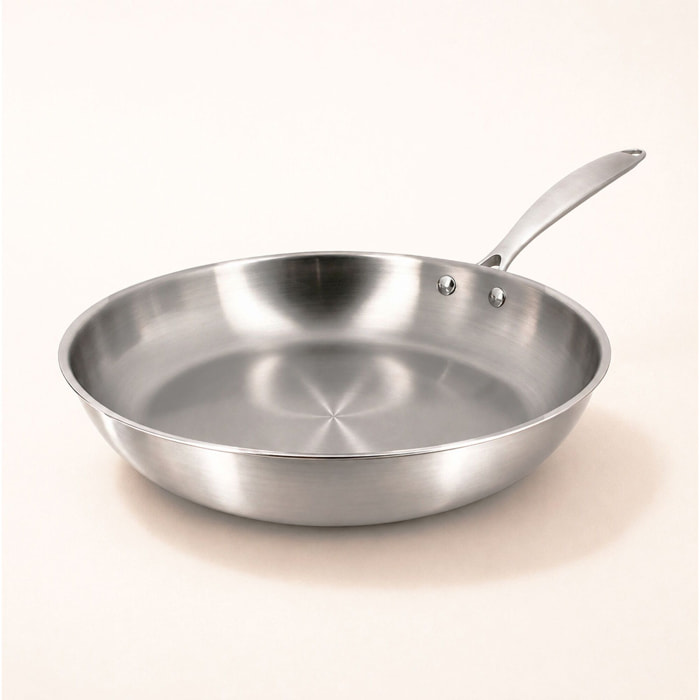 Poêle en acier inoxydable 28cm - fait en France - tous feux TRIPLY