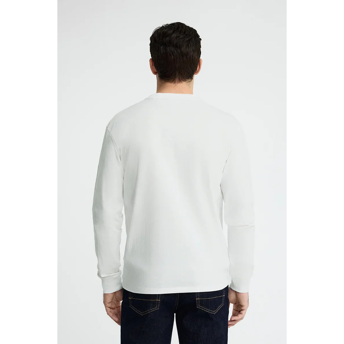 Maglietta bianca a maniche lunghe, fit dritto con ricamo Rigby Go