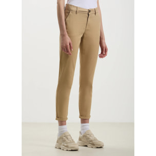 Pantalone chino