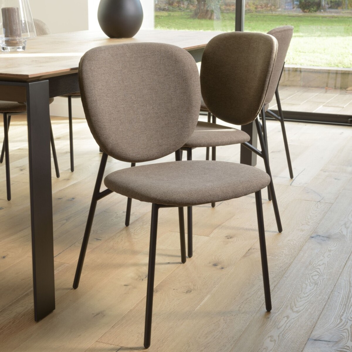 TOM - Lot de 2 chaises tissu marron pieds acier noir