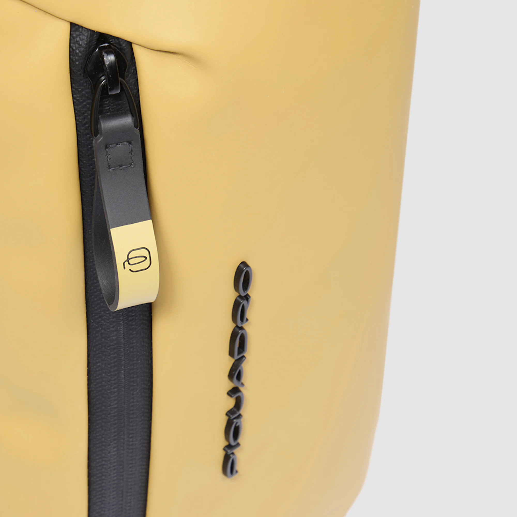 Piquadro Zaino monospalla resistente all' acqua