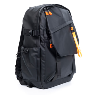 Mochila multi compartimento, porta Laptop 15.6". Capa impermeable. Adaptable a Trolley. Toma USB externa.