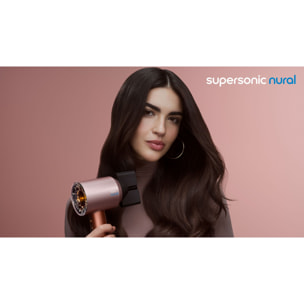 Sèche-cheveux Dyson Supersonic Nural™ – cheveux raides à ondulés (Soie Ambrée)