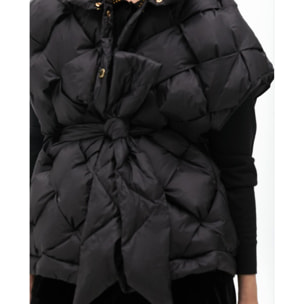Gilet Imbottito Intrecciato con Cintura in Tessuto