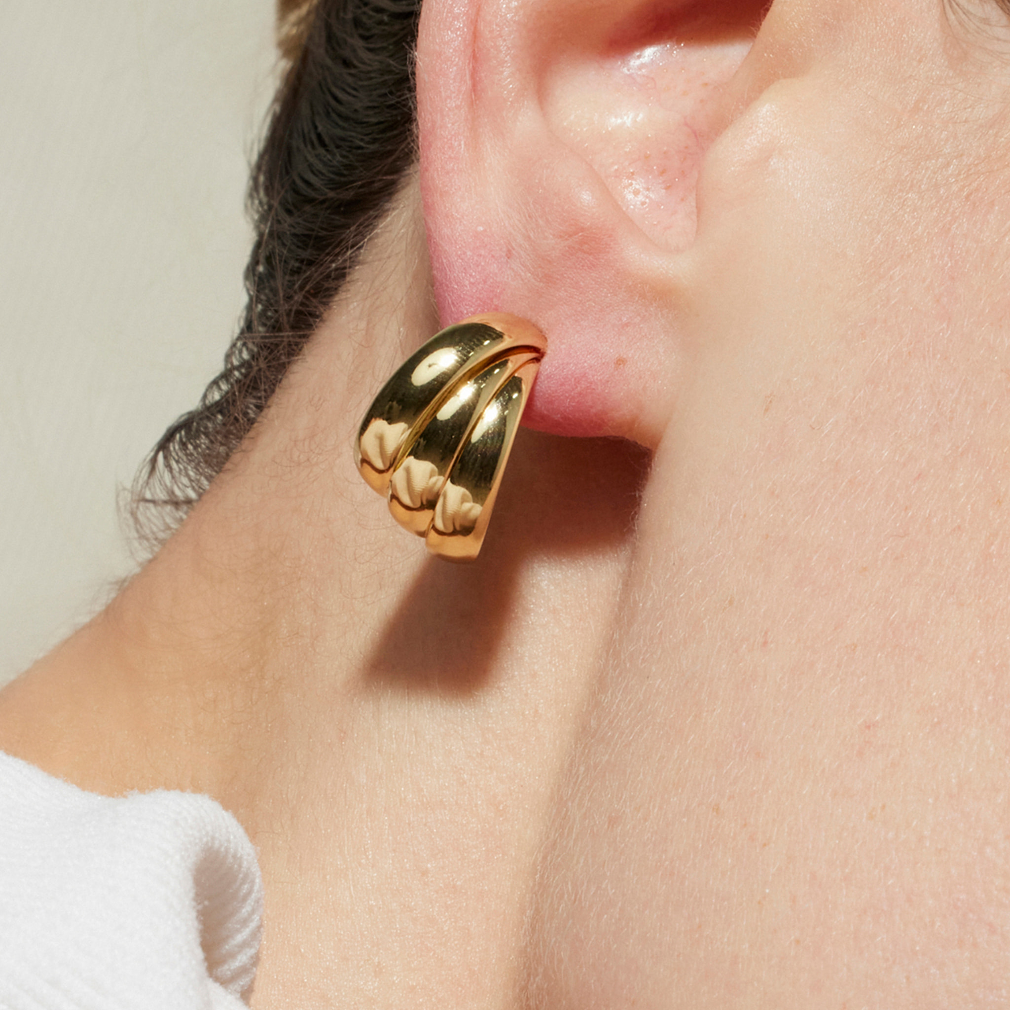 Pendientes de 19mm de diámetro acabado oro 18K