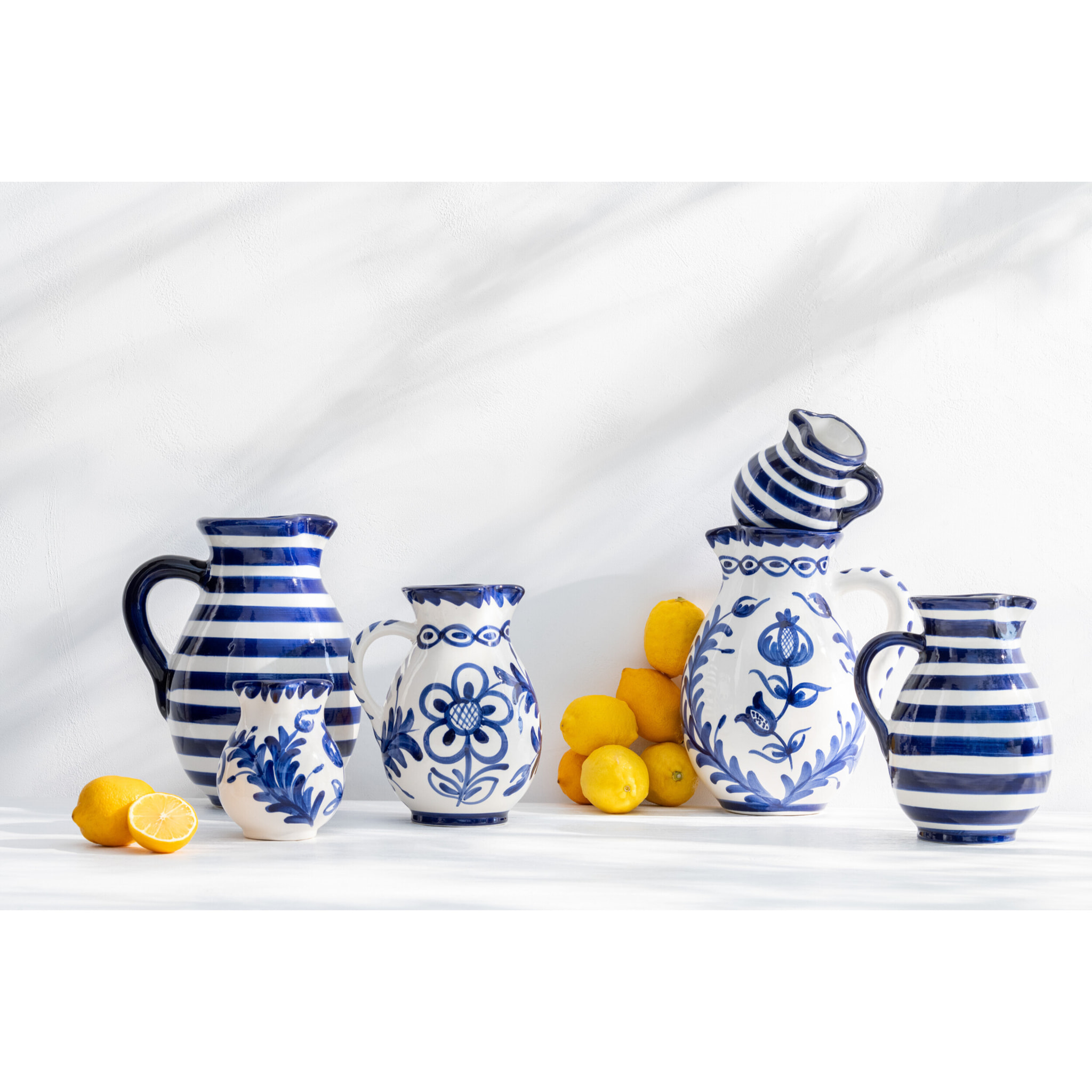 J-Line cruche Granada Stripes - céramique - blanc/bleu - large
