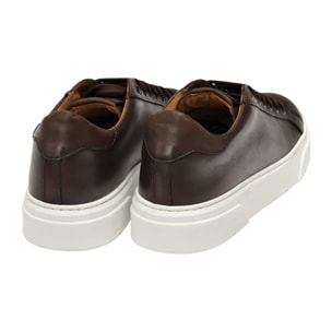 Sneakers stringate in vera pelle