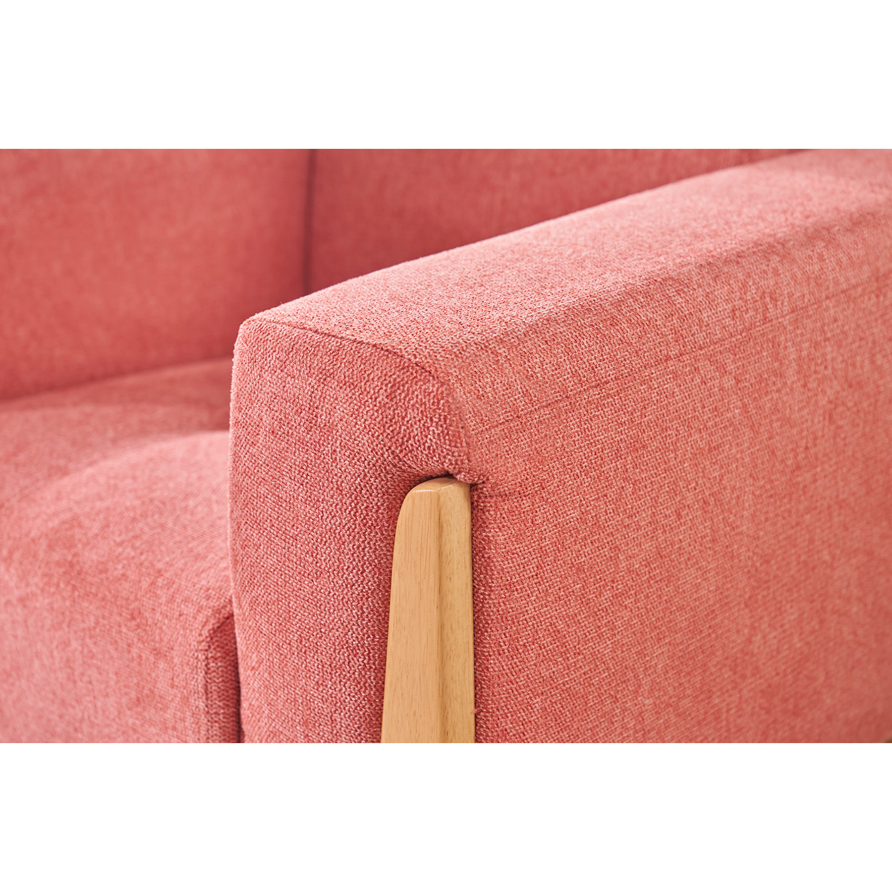 Fauteuil scandinave en tissu terracotta et bois clair FJORD