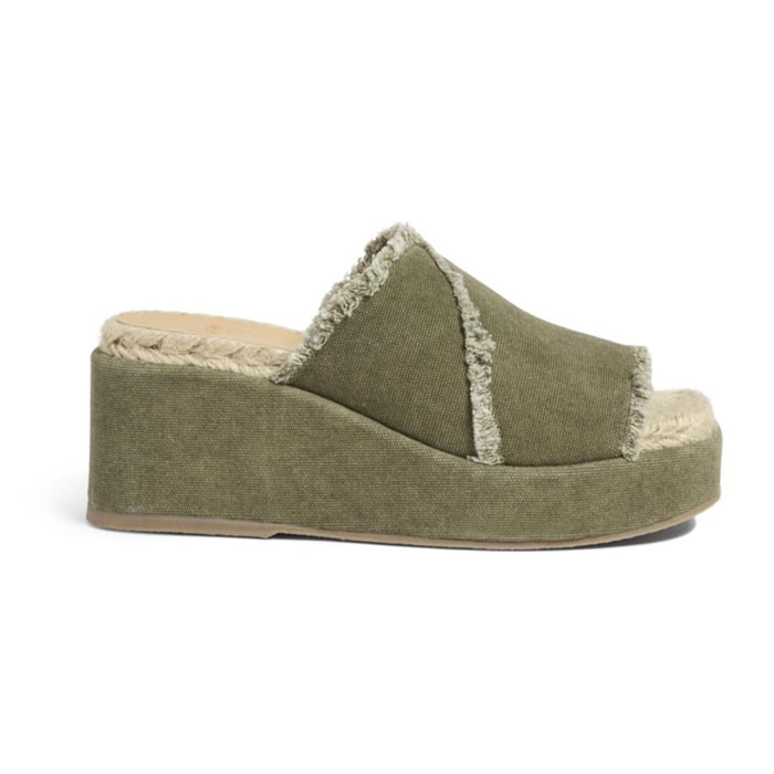 Mule en canvas con cuña de 7 cm