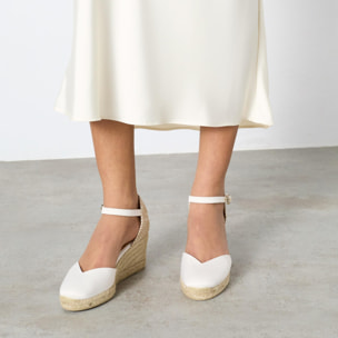 Alpargatas de cuña de mujer Chiarita en satén, cierre lateral de pulsera con hebilla metálica