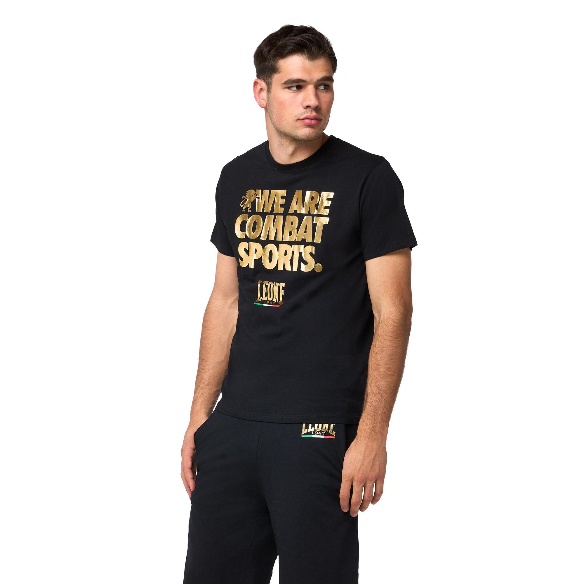 Completo set da uomo composto da t-shirt e pantaloncini Leone Basic