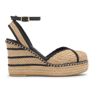 Alpargata Cova cuña forrada en yute trenzado con hebilla y escote en V